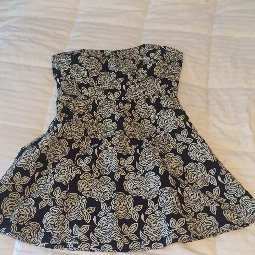 Black & White Flower Dress, Size Small